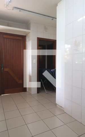 Casa à venda com 572m², 4 quartos e 3 vagasÁrea de Serviço