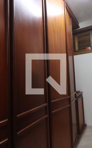 Casa à venda com 572m², 4 quartos e 3 vagasCloset da suíte