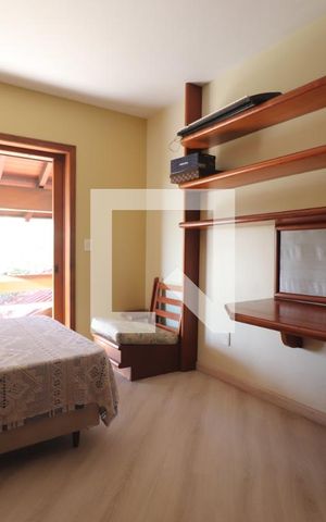 Casa à venda com 572m², 4 quartos e 3 vagasQuarto 01