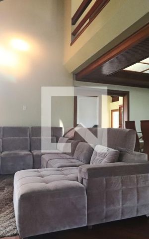 Casa à venda com 572m², 4 quartos e 3 vagasSala 2