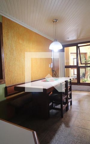 Casa à venda com 572m², 4 quartos e 3 vagasÁrea gourmet