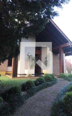 Casa à venda com 572m², 4 quartos e 3 vagasEntrada principal