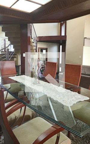 Casa à venda com 572m², 4 quartos e 3 vagasSala de Jantar