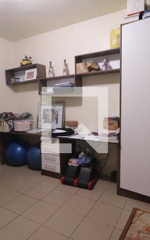 Casa à venda com 572m², 4 quartos e 3 vagasQuarto de Serviço