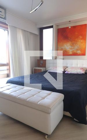 Casa à venda com 572m², 4 quartos e 3 vagasSuíte