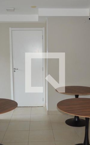 Apartamento à venda com 41m², 2 quartos e sem vagaÁrea comum
