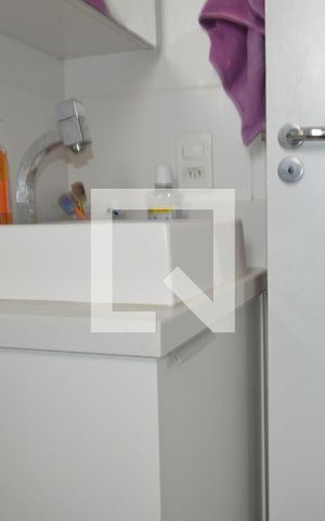 Apartamento à venda com 41m², 2 quartos e sem vagaBanheiro