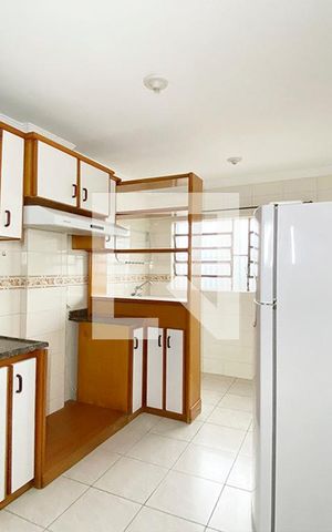 Apartamento para alugar com 60m², 2 quartos e sem vagaCozinha