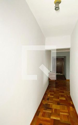 Apartamento para alugar com 60m², 2 quartos e sem vagaCorredor