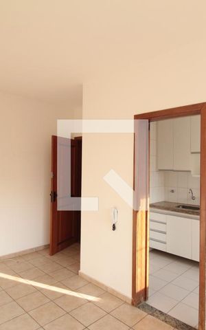 Apartamento para alugar com 60m², 2 quartos e 1 vagaSala