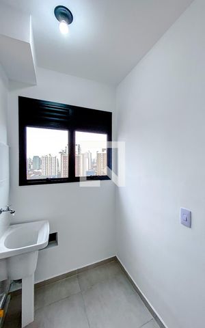 Apartamento à venda com 42m², 2 quartos e 1 vagaÁrea de Serviço