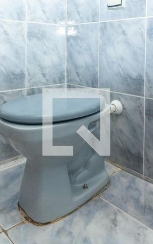 Casa à venda com 205m², 4 quartos e 1 vagaBanheiro 1