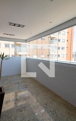 Apartamento para alugar com 156m², 3 quartos e 3 vagas Apartamento para alugar com 156m², 3 quartos e 3 vagasSala/varanda
