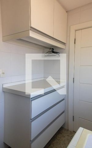 Apartamento para alugar com 156m², 3 quartos e 3 vagas Apartamento para alugar com 156m², 3 quartos e 3 vagasÁrea de Serviço