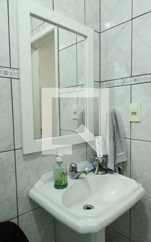 Casa de condomínio à venda com 324m², 3 quartos e 1 vagaBanheiro social