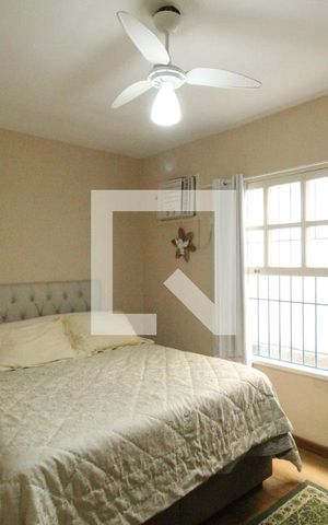Casa de condomínio à venda com 324m², 3 quartos e 1 vagaSuíte
