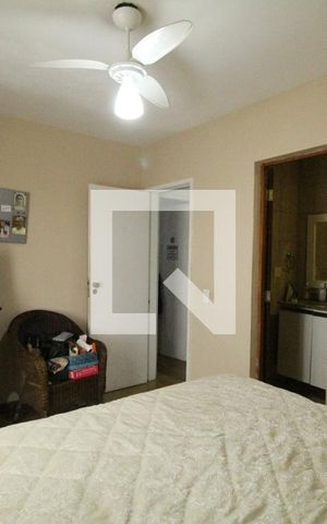 Casa de condomínio à venda com 324m², 3 quartos e 1 vagaSuíte