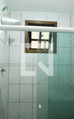Casa de condomínio à venda com 324m², 3 quartos e 1 vagaBanheiro social