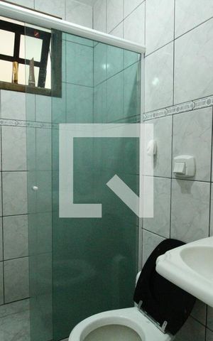 Casa de condomínio à venda com 324m², 3 quartos e 1 vagaBanheiro social