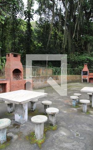 Casa de condomínio à venda com 324m², 3 quartos e 1 vagaÁrea comum - Churrasqueira