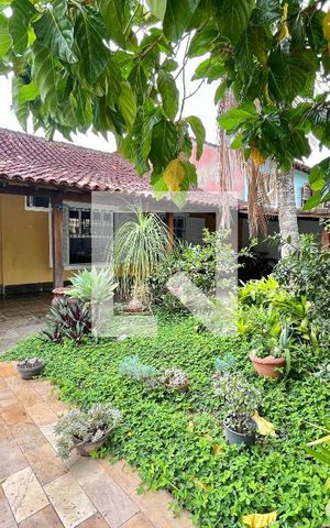 Casa de condomínio à venda com 324m², 3 quartos e 1 vaga Casa de condomínio à venda com 324m², 3 quartos e 1 vagaQuintal