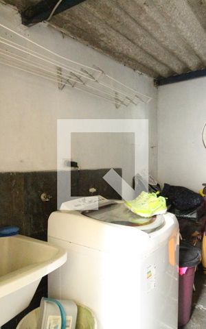 Casa de condomínio à venda com 324m², 3 quartos e 1 vagaÁrea de serviço