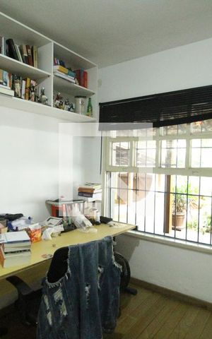 Casa de condomínio à venda com 324m², 3 quartos e 1 vagaQuarto 1