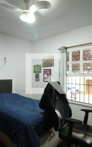 Casa de condomínio à venda com 324m², 3 quartos e 1 vagaQuarto 2