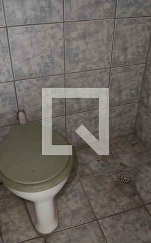 Casa para alugar com 70m², 2 quartos e sem vagaBanheiro