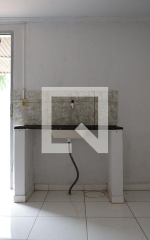 Casa para alugar com 70m², 2 quartos e sem vagaSala/Cozinha