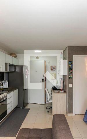 Studio para alugar com 34m², 1 quarto e 1 vaga Studio para alugar com 34m², 1 quarto e 1 vagaStudio
