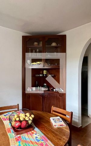 Casa à venda com 275m², 4 quartos e 2 vagas Casa à venda com 275m², 4 quartos e 2 vagasCozinha