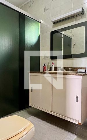 Casa à venda com 275m², 4 quartos e 2 vagas Casa à venda com 275m², 4 quartos e 2 vagasQuarto 3