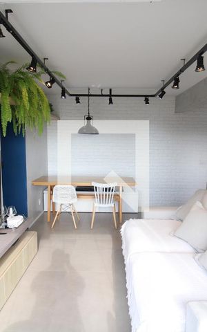 Apartamento à venda com 62m², 2 quartos e 1 vagaSala / Cozinha