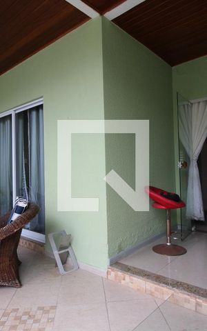 Casa de condomínio à venda com 360m², 5 quartos e 2 vagasVaranda dos Fundos