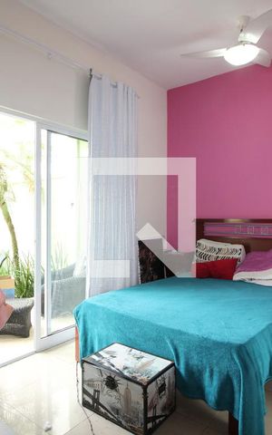 Casa de condomínio à venda com 360m², 5 quartos e 2 vagasSuíte 4