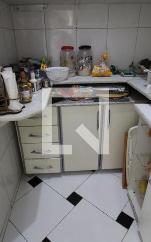 Casa de condomínio à venda com 360m², 5 quartos e 2 vagasDespensa