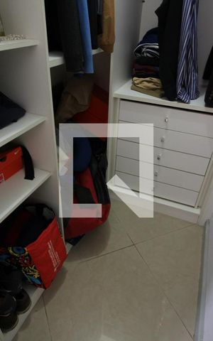 Casa de condomínio à venda com 360m², 5 quartos e 2 vagasCloset da Suíte 1
