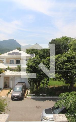 Casa de condomínio à venda com 360m², 5 quartos e 2 vagasVista do Escritório