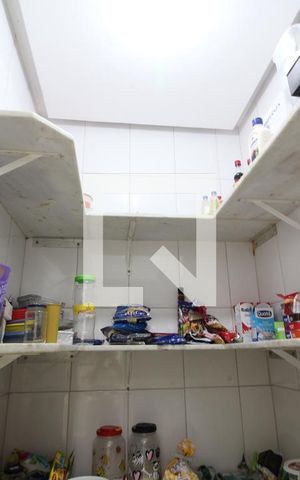 Casa de condomínio à venda com 360m², 5 quartos e 2 vagasDespensa
