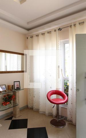 Casa de condomínio à venda com 360m², 5 quartos e 2 vagasSala
