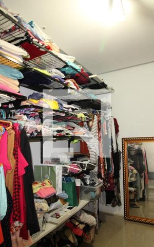 Casa de condomínio à venda com 360m², 5 quartos e 2 vagasCloset da Suíte 3