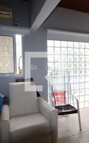 Casa de condomínio à venda com 360m², 5 quartos e 2 vagasQuarto de Serviço
