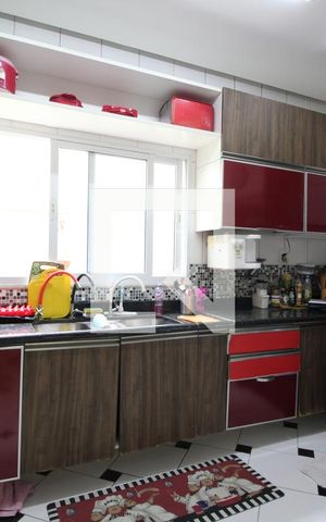 Casa de condomínio à venda com 360m², 5 quartos e 2 vagasCozinha