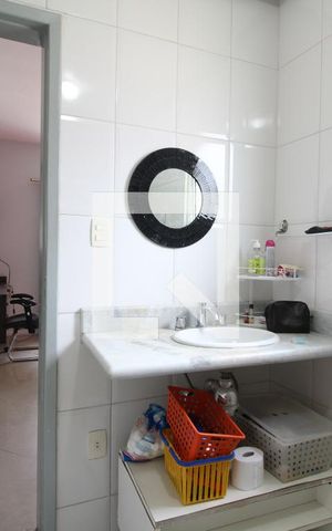 Casa de condomínio à venda com 360m², 5 quartos e 2 vagasBanheiro da Suíte 1