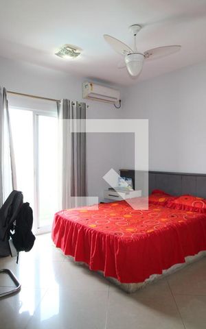 Casa de condomínio à venda com 360m², 5 quartos e 2 vagasSuíte 1