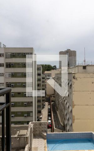 Apartamento à venda com 32m², 1 quarto e sem vaga Apartamento à venda com 32m², 1 quarto e sem vagaÁrea de Serviço Vista