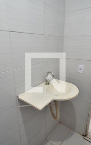 Casa à venda com 80m², 3 quartos e 1 vagaBanheiro 1