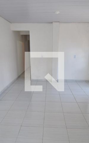 Casa à venda com 80m², 3 quartos e 1 vagaSala