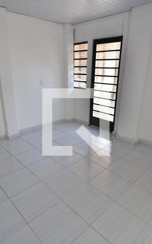 Casa à venda com 80m², 3 quartos e 1 vagaSala